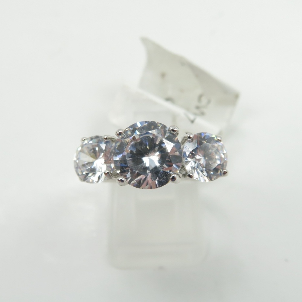 925 Silver CZ 3 Stone Diamond Ring